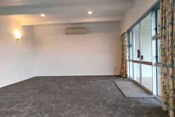 52 George Point Road, Onerahi