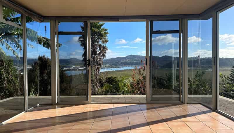 52 George Point Road, Onerahi