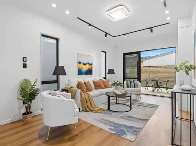 8A Brentford Place, Manurewa