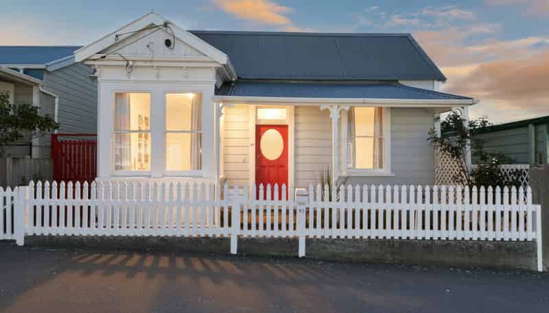 37 Donald Mclean Street, Newtown