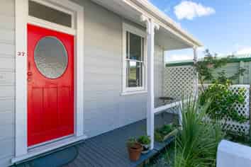 37 Donald Mclean Street, Newtown