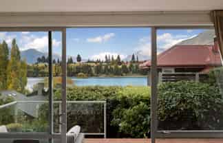 2/23 Adelaide Street, Queenstown Central