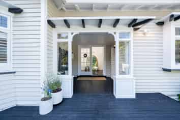 25 Black Beech Street, Birchville