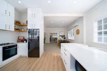 25 Black Beech Street, Birchville