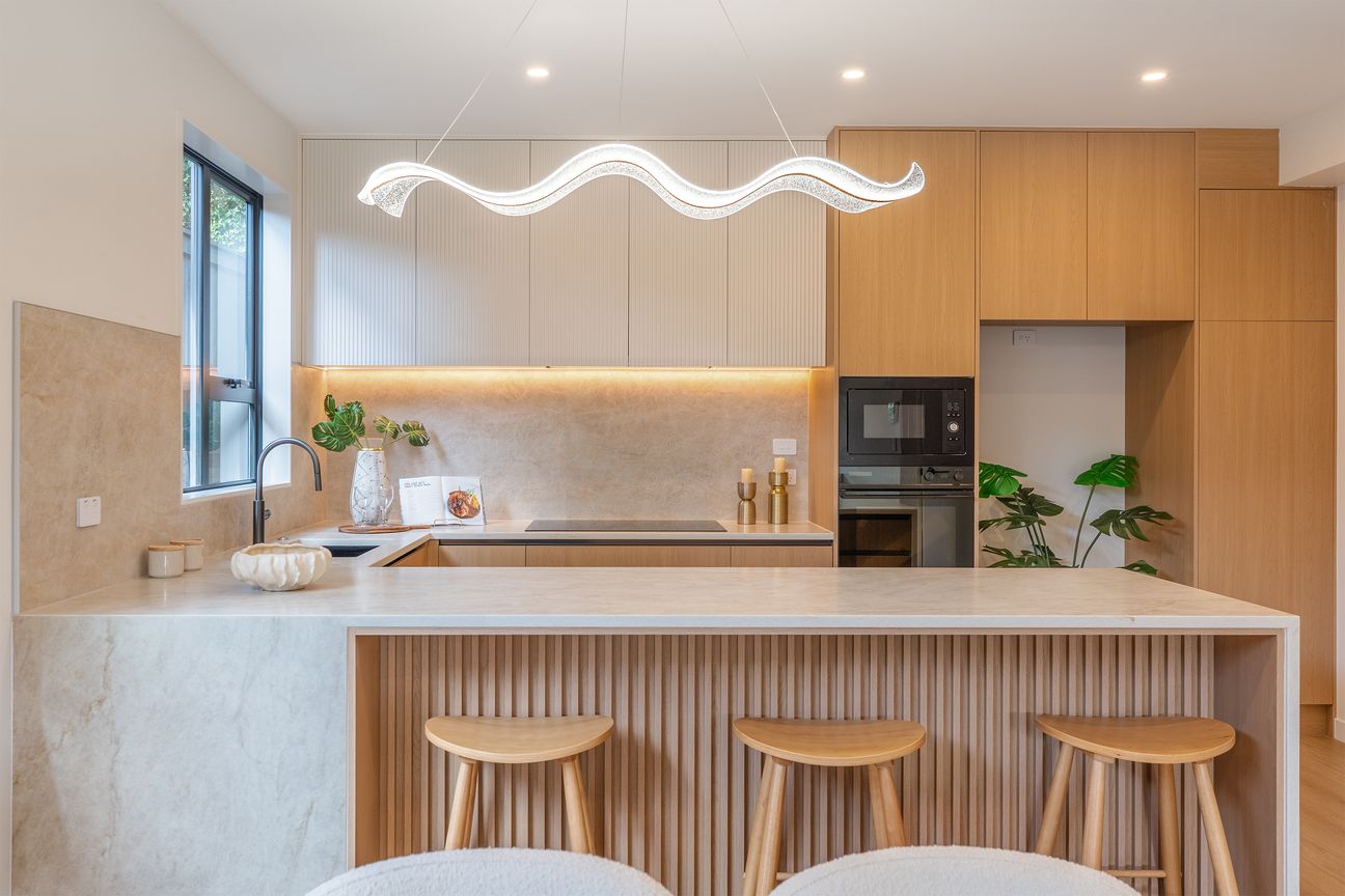 Brand New & Ready to Impress - Vista 6
