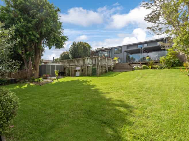 30 Bay Vista Drive, Red Beach