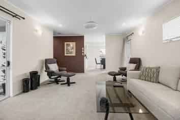 12A Bannings Way, Hobsonville