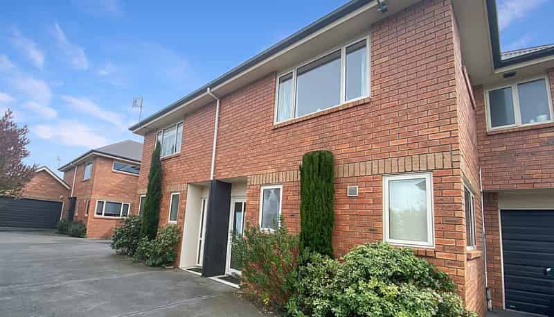 2/113 Clarence Street, Riccarton