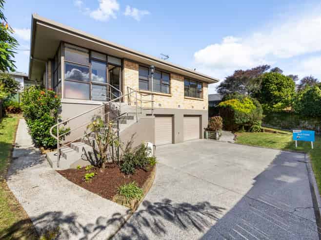 5A Holden Avenue, Forest Lake