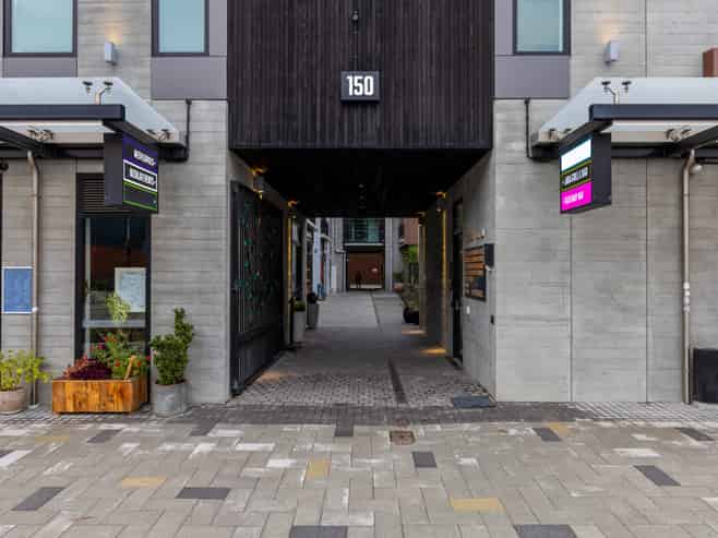 Premium City Office with Balcony