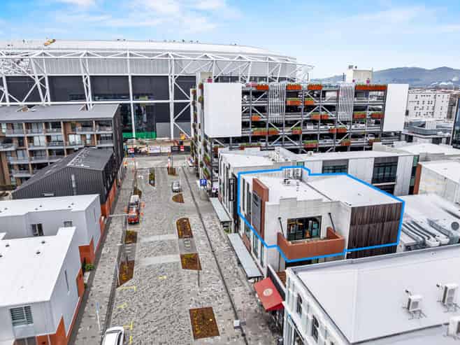 Premium City Office with Balcony