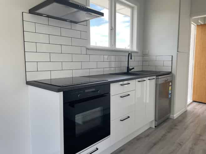 702A Dennett Street , Mahora