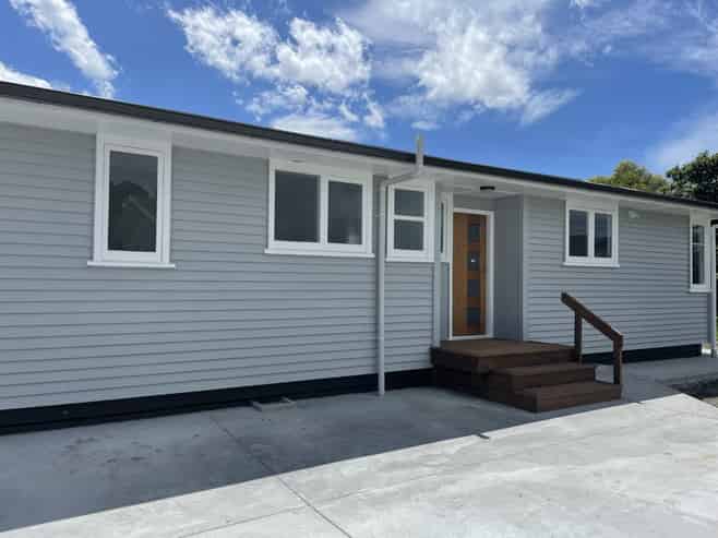 702A Dennett Street , Mahora