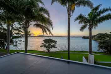 4/103 Fisher Parade, Sunnyhills