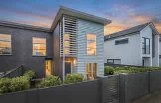 13 Karearea Avenue, Porirua