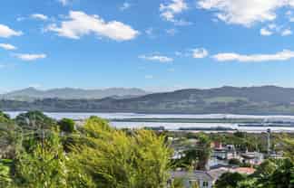 10 Lancewood Rise, Onerahi