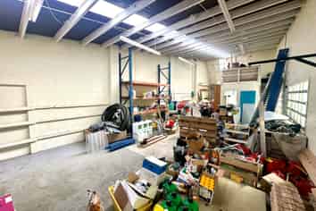 NORTHCOTE WORKHORSE - YARD, SHED AND WAREHOUSE
