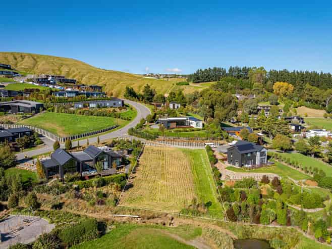 6 Redmund Spur Road, Kennedys Bush