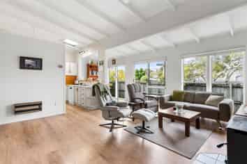 7 First View Avenue, Beachlands