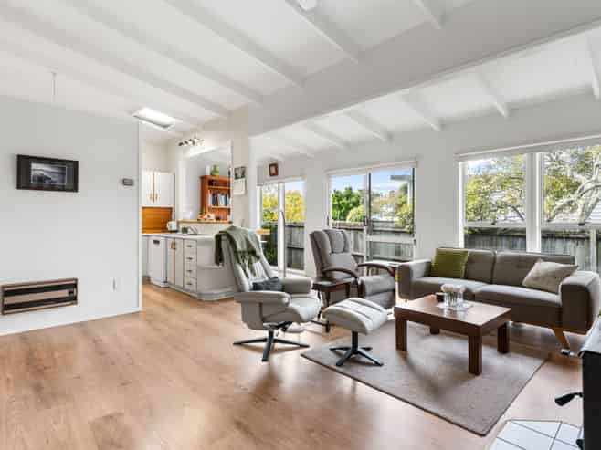 7 First View Avenue, Beachlands