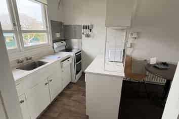 2/279 Fenton Street, Glenholme