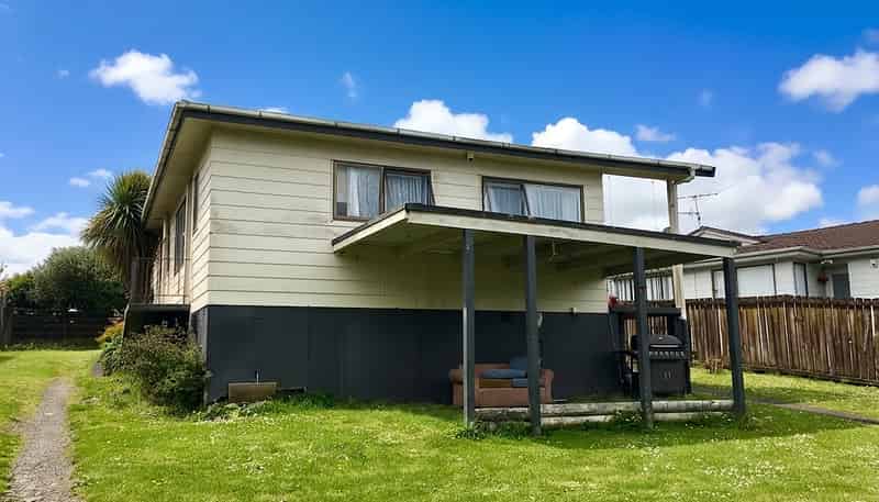 43 Sharland Avenue, Manurewa