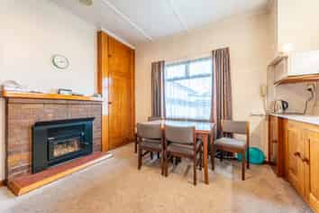 12 Marston Road, Kensington
