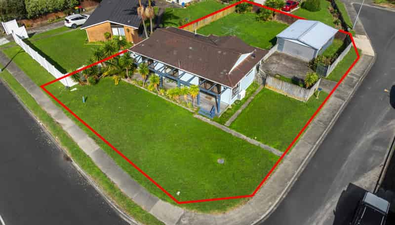 1 Lansdown Place, Papakura
