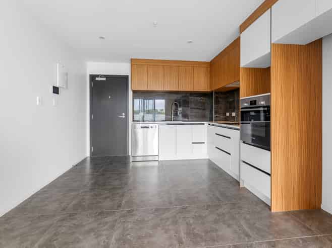 302/2A Truro Road, Sandringham