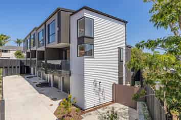 17 John Jennings Drive, Oteha