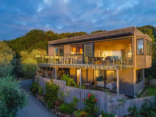 58 Victoria Road South, Onetangi