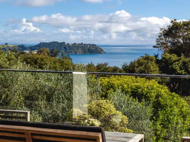 58 Victoria Road South, Onetangi