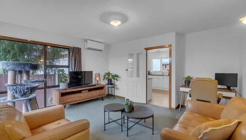 2/2 Greenpark Street, Hoon Hay