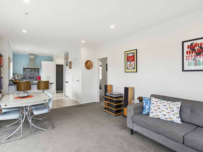 9/17 Waerenga Road, Otaki