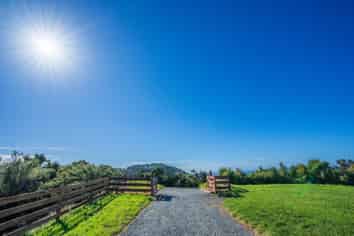 65 Rarangi Heights, Parua Bay