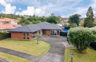 10 Taupiko Place, Green Bay