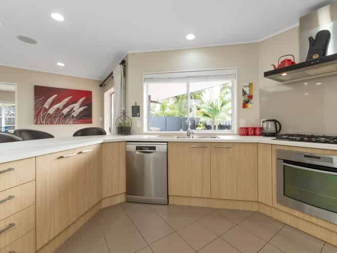 10 Taupiko Place, Green Bay