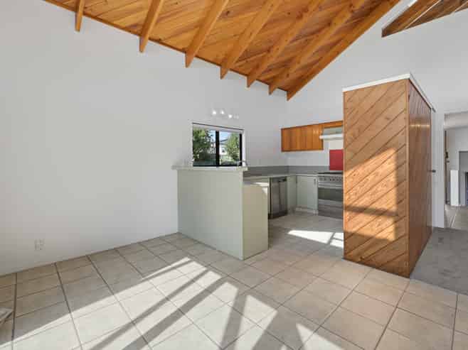 4A London Place, Judea