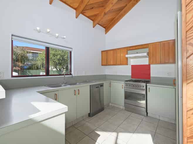 4A London Place, Judea