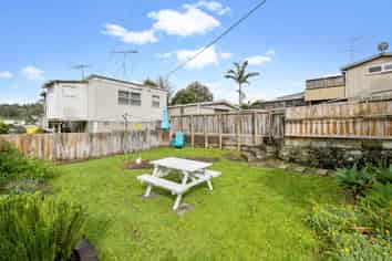 25 Penton Road, Stanmore Bay