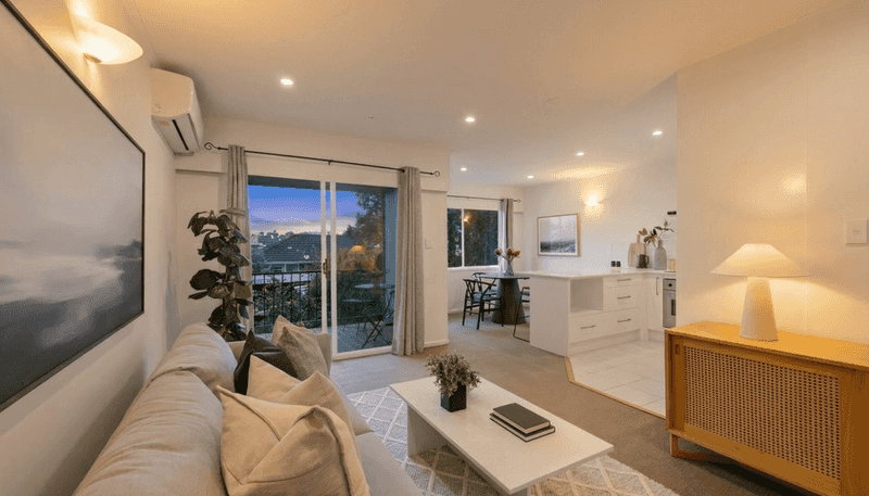 15/83 Lake Road, Belmont