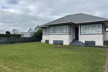 12 Tannahill Street, Hawera