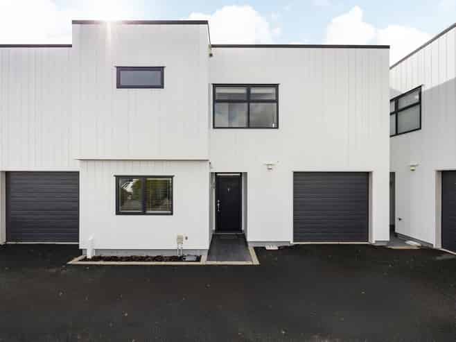 4/195 Massey Street, Frankton