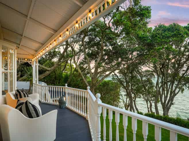 36 Queen Street, Northcote Point