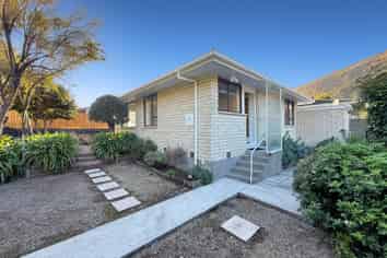 1/6 Finnsarby Pl, Sumner