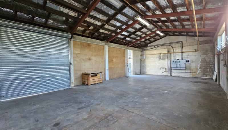 500 Williams Street, Mahora