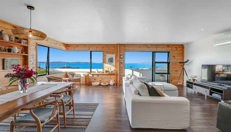 29 Mera Road, Algies Bay