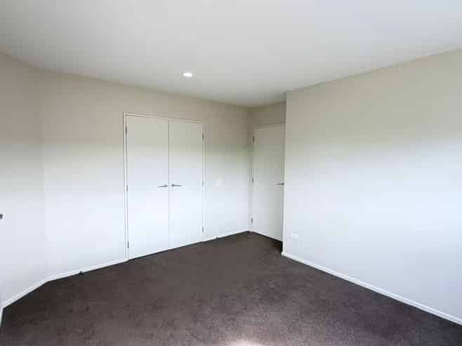 9 Amber Glen, Albany