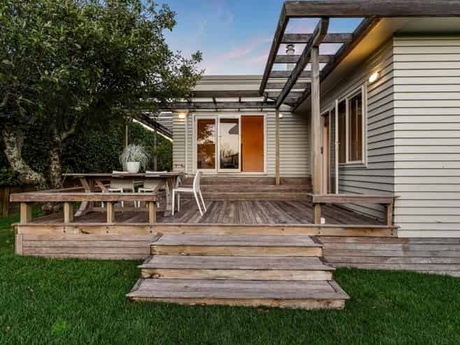 272 Riddell Road, Glendowie