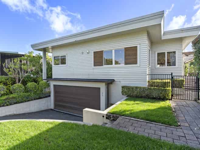 272 Riddell Road, Glendowie